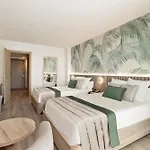 Triton Benalmádena