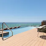Triton Hotel 4*