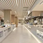 Hotel Triton