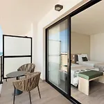 Triton 4*