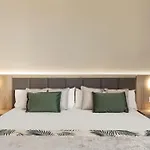 Triton 4*