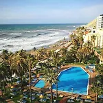 Triton Benalmádena